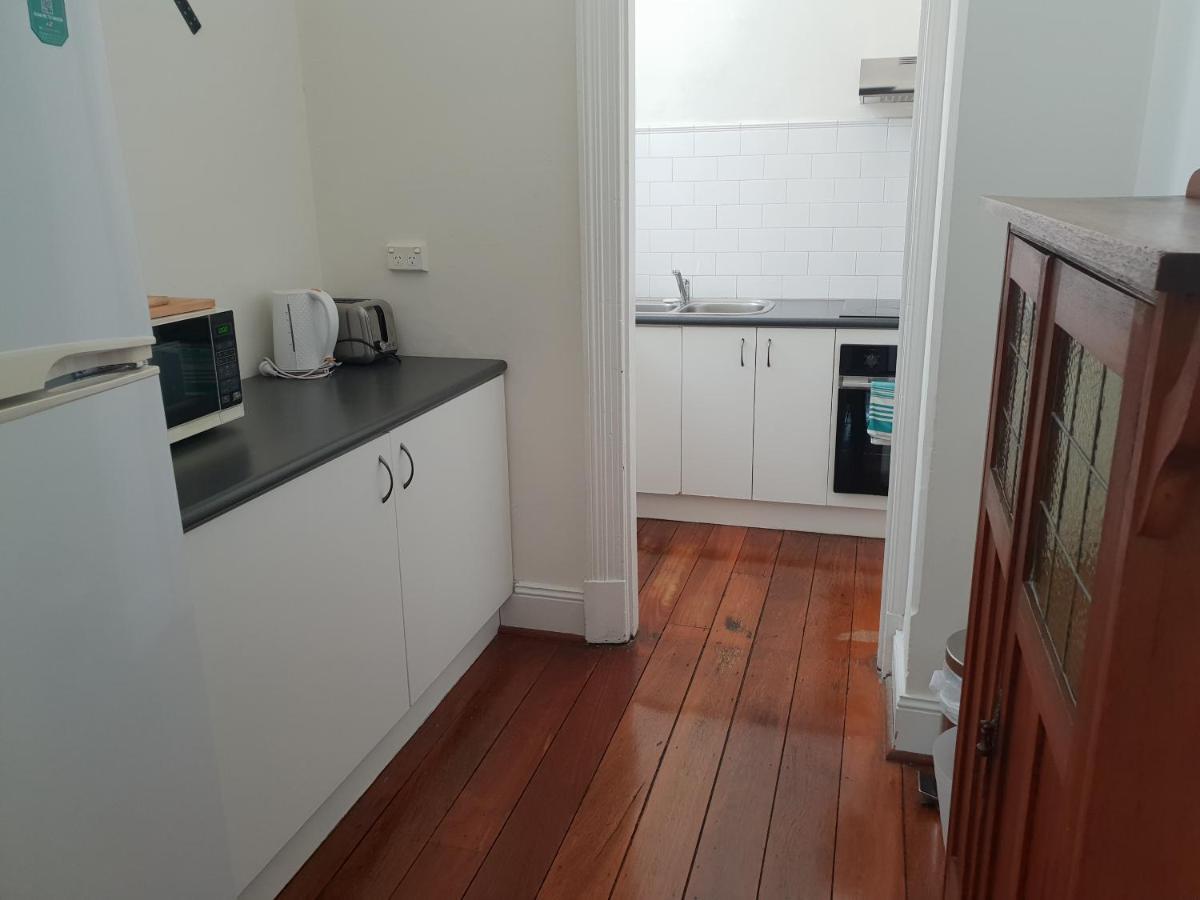 1904 - Central Historic 1 Bedroom Apartment Fremantle Eksteriør billede